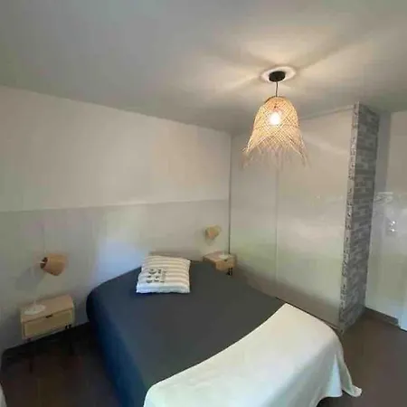 Tres Bel Appartement Contemporain Et Calme Frejus Exterior photo