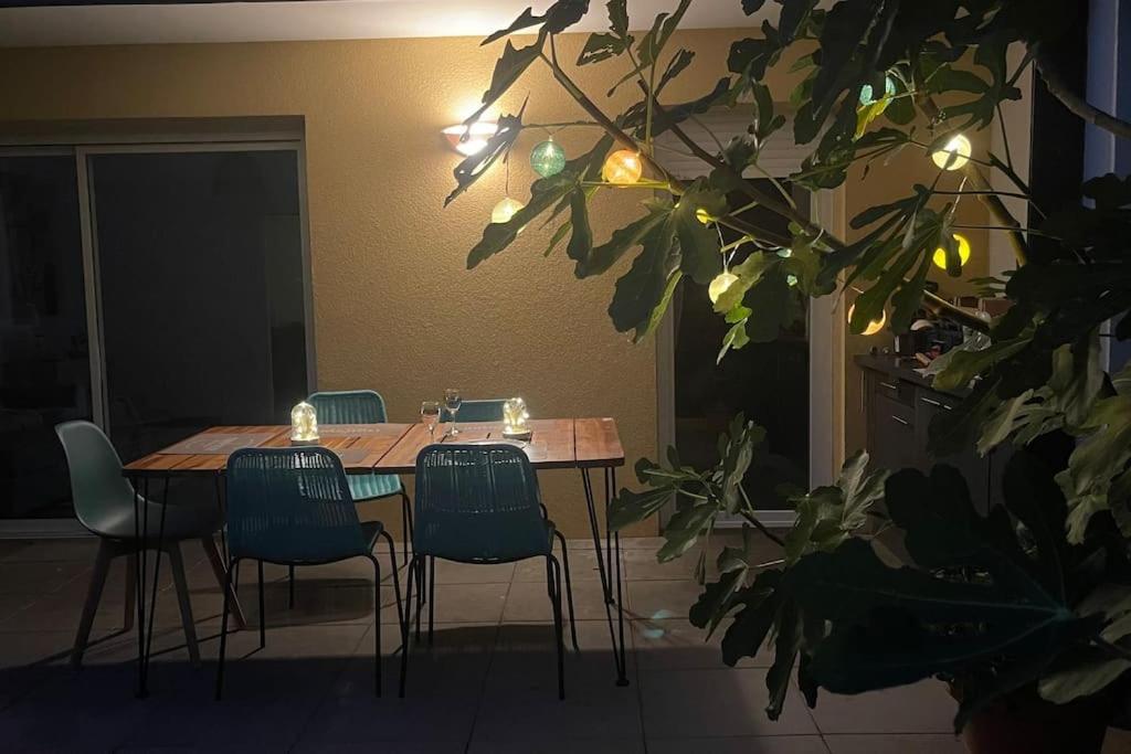 Tres Bel Contemporain Et Calme Apartment Frejus